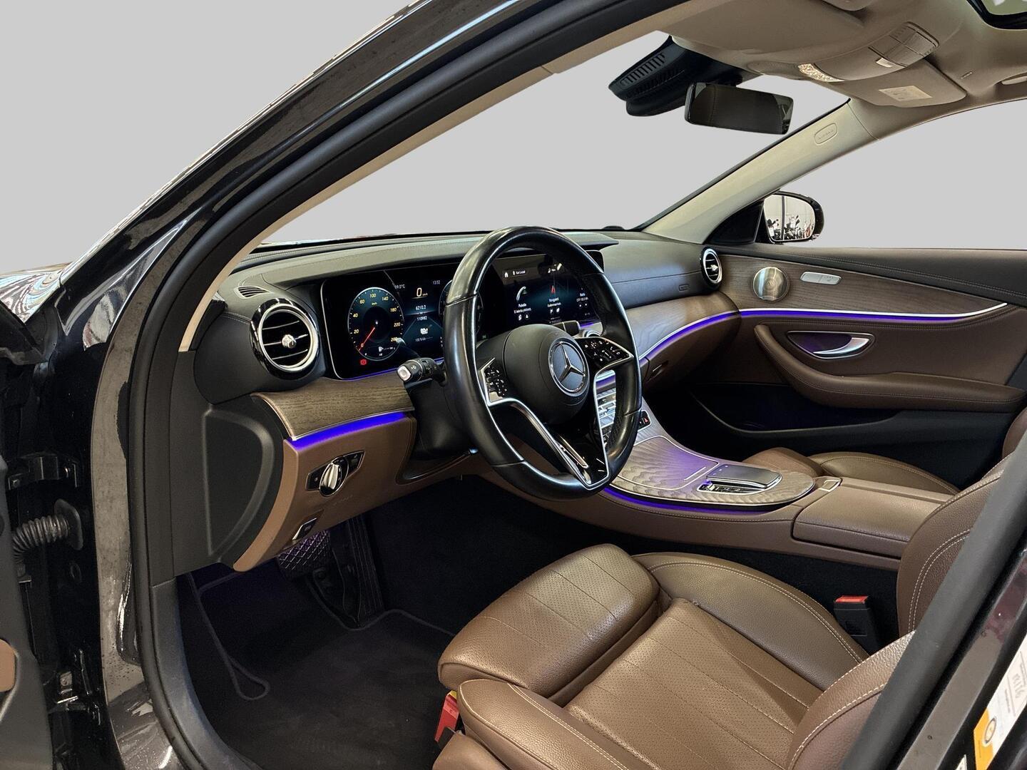 MERCEDES-BENZ E 2023