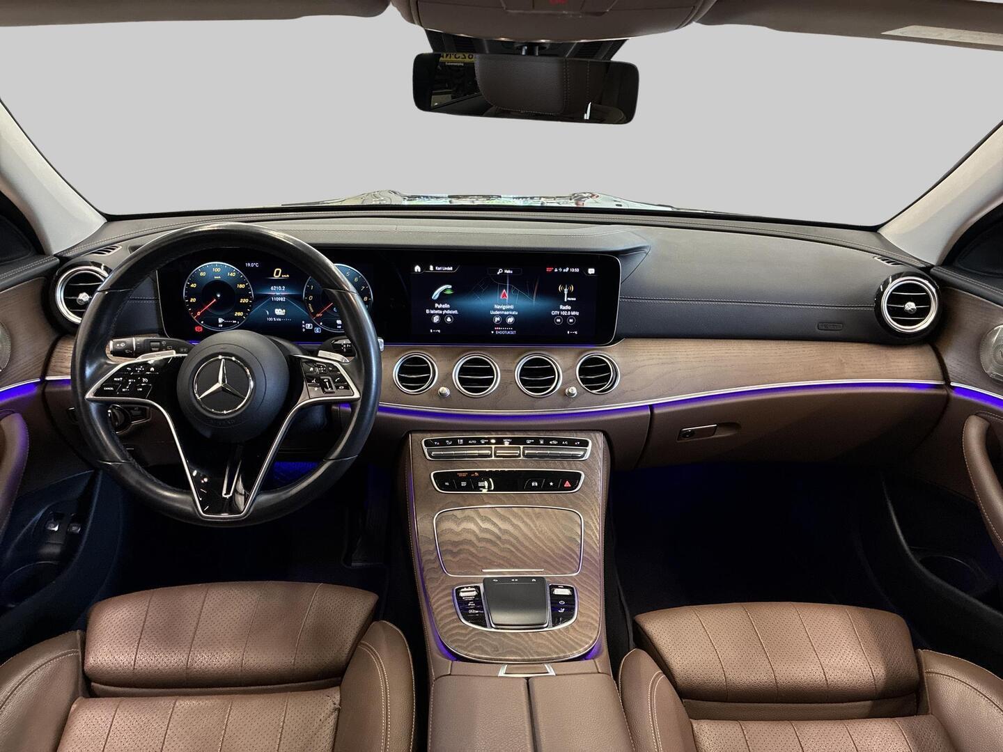 MERCEDES-BENZ E 2023