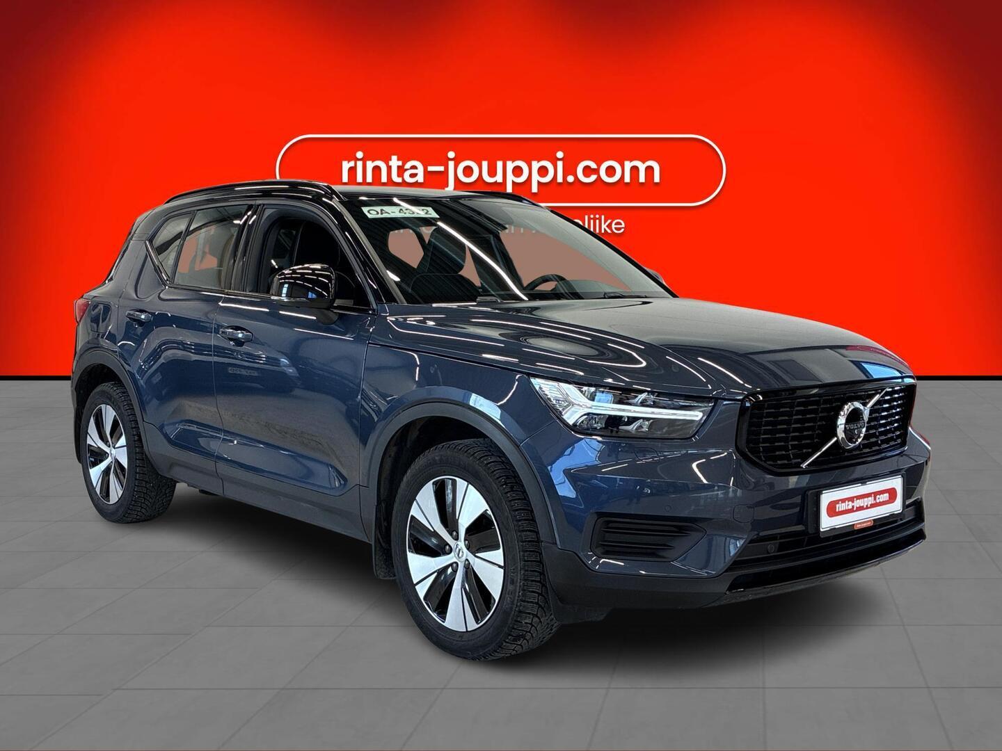 VOLVO XC40 2022