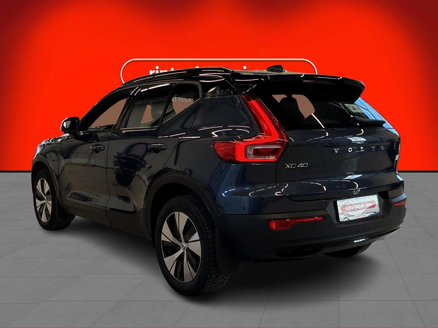 VOLVO XC40 2022