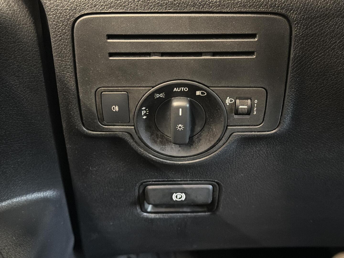 MERCEDES-BENZ Vito 2020