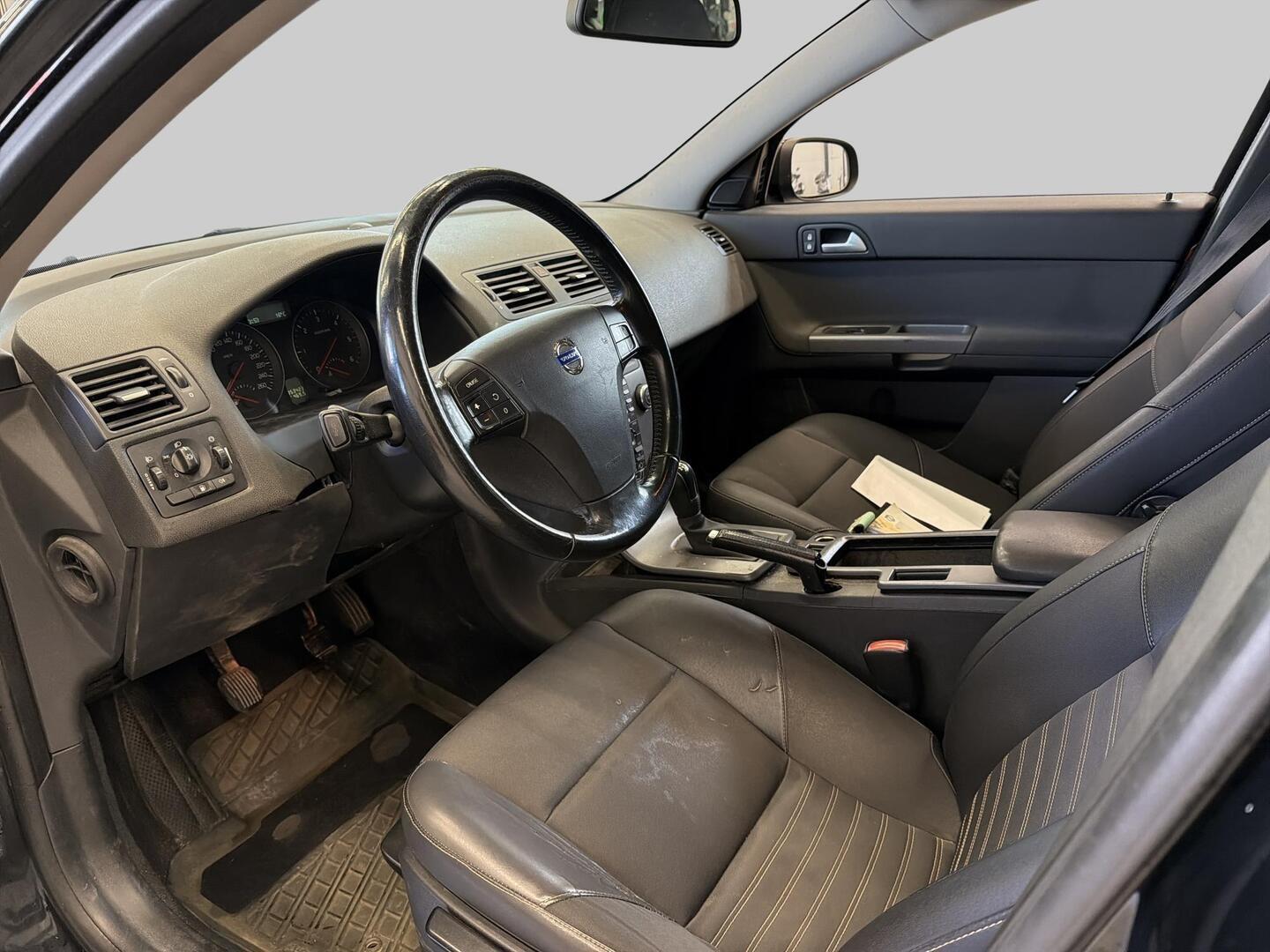 VOLVO V50 2009