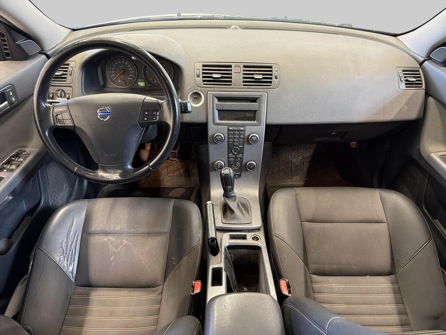 VOLVO V50 2009