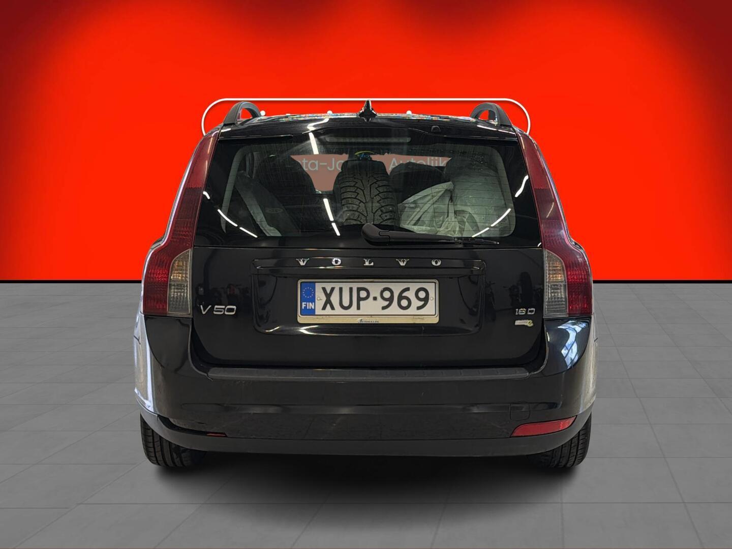 VOLVO V50 2009