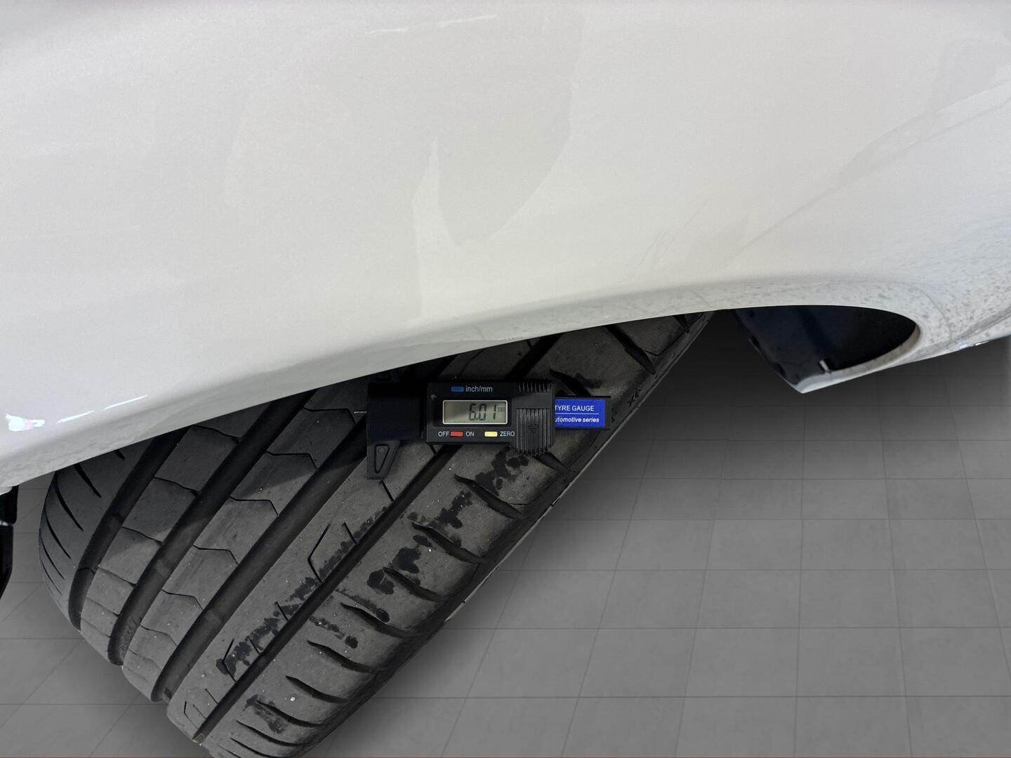MERCEDES-BENZ C 2013