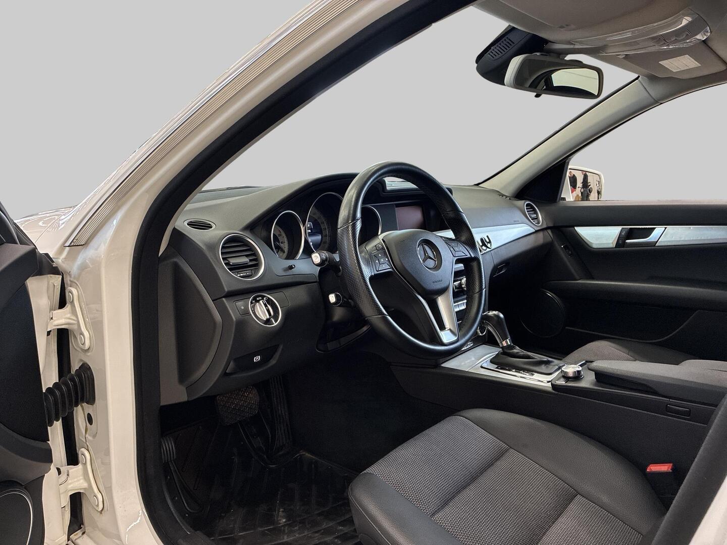 MERCEDES-BENZ C 2013