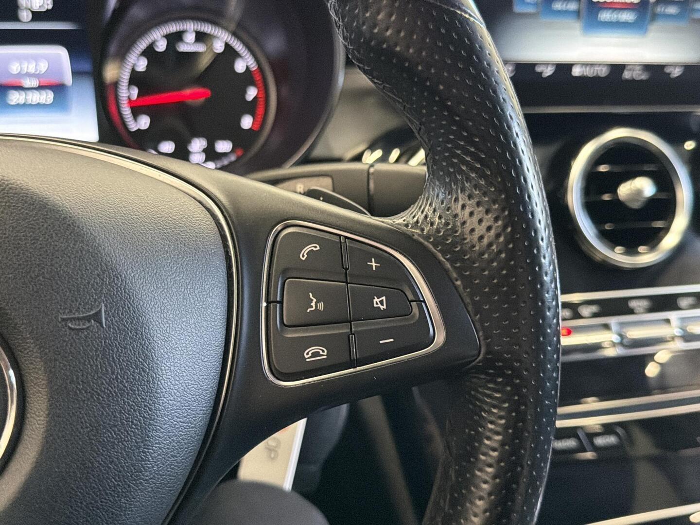 MERCEDES-BENZ C 2014