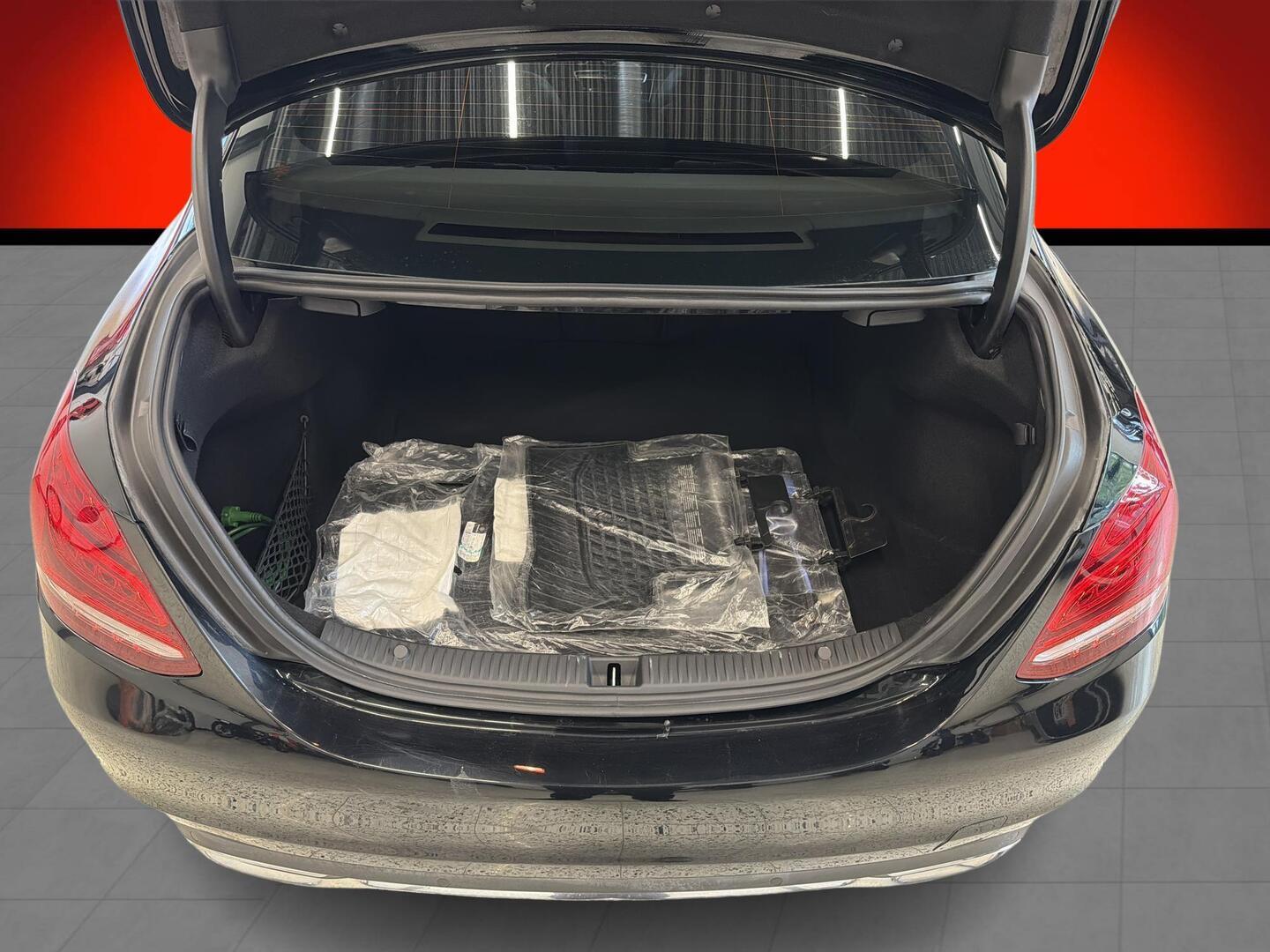 MERCEDES-BENZ C 2014