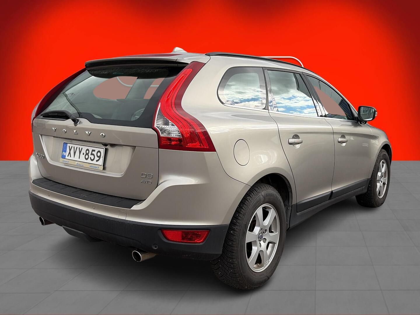 VOLVO XC60 2011