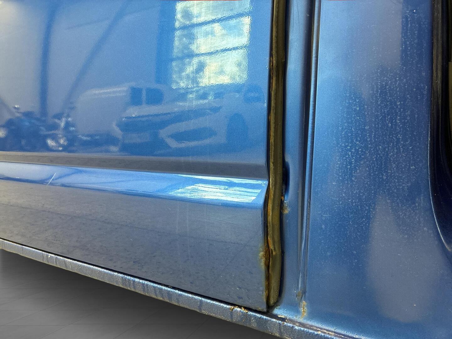 VOLKSWAGEN Transporter 2004