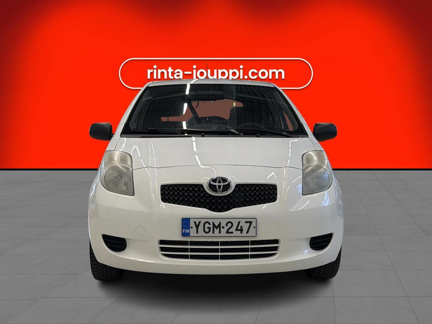 TOYOTA Yaris 2006