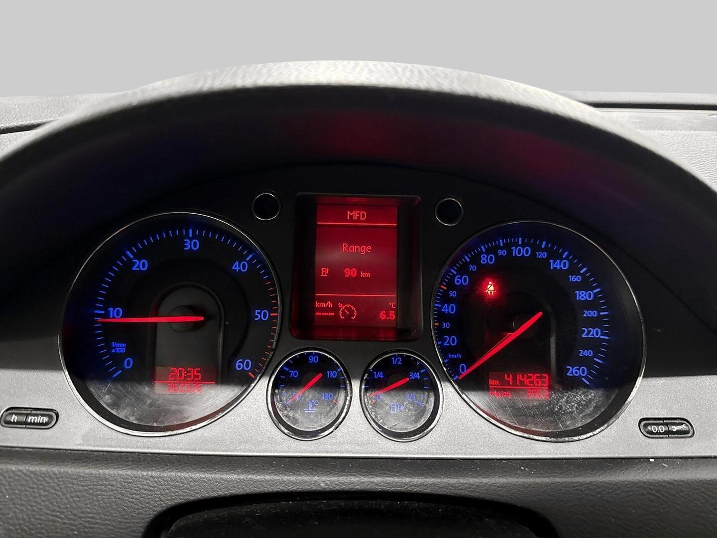 VOLKSWAGEN Passat 2008