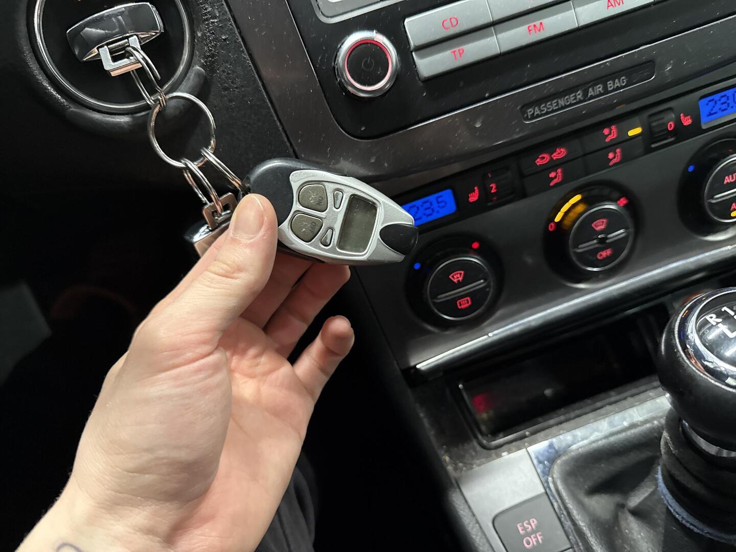 VOLKSWAGEN Passat 2008