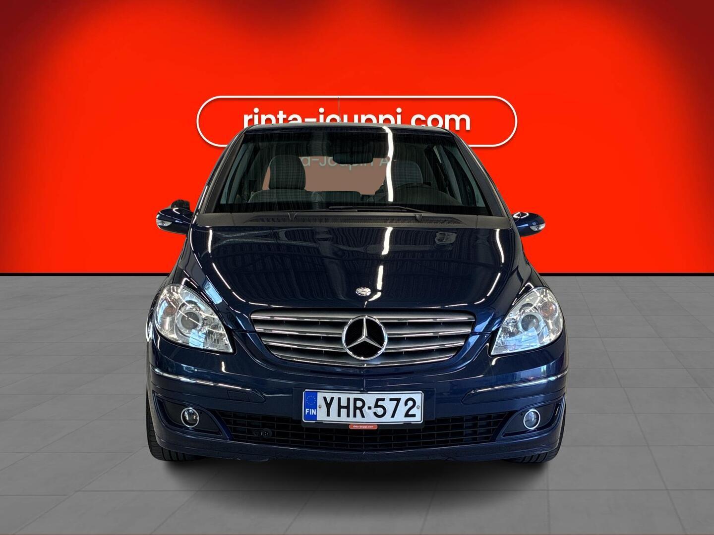 MERCEDES-BENZ B 2005