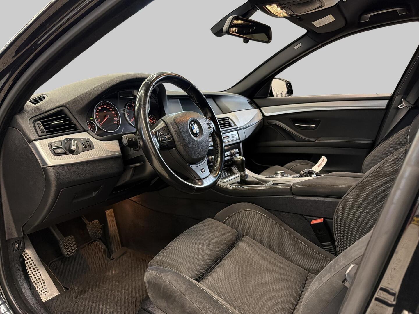 BMW 520 2012