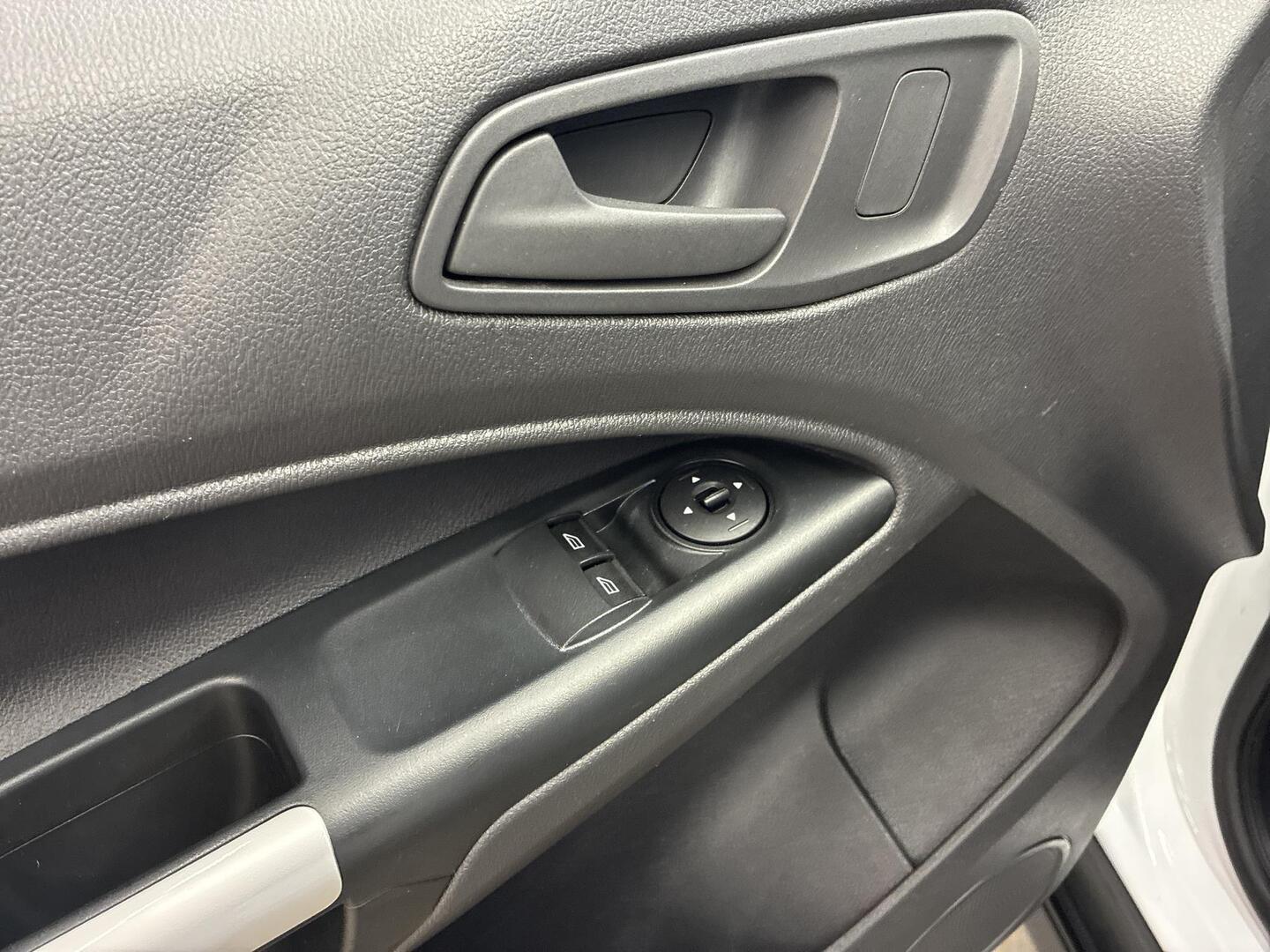 FORD Transit Connect 2018