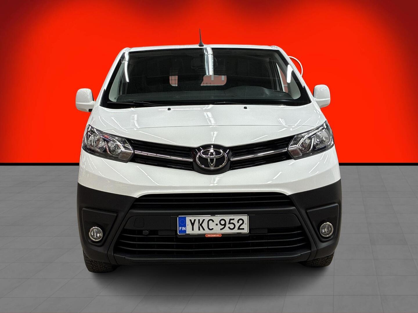 TOYOTA Proace 2018