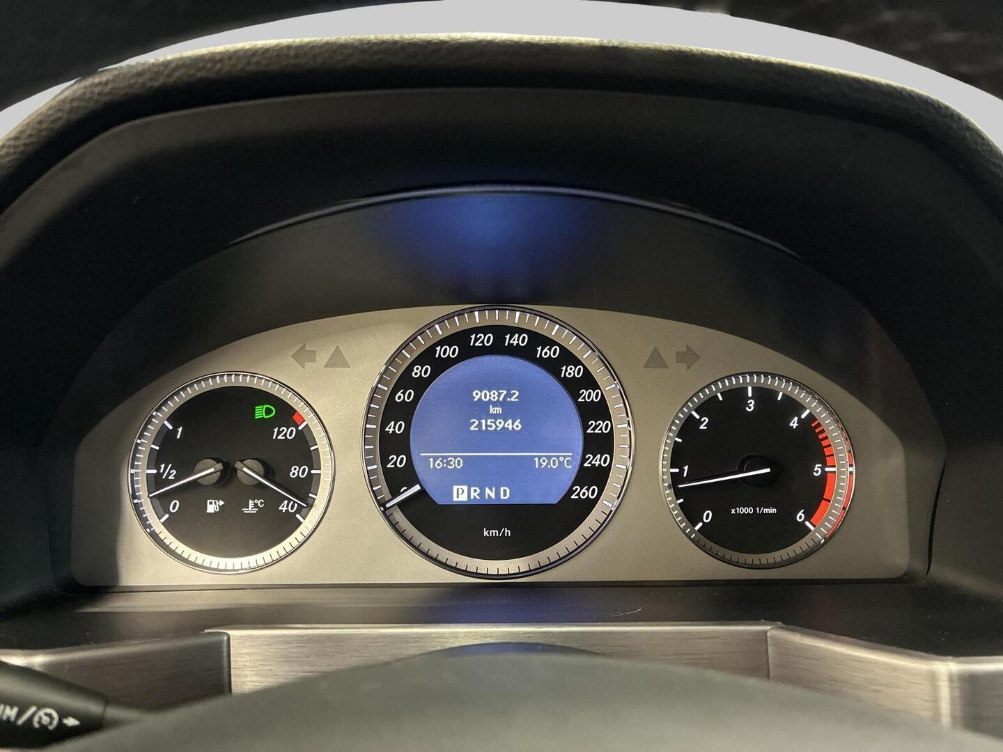 MERCEDES-BENZ GLK 2012