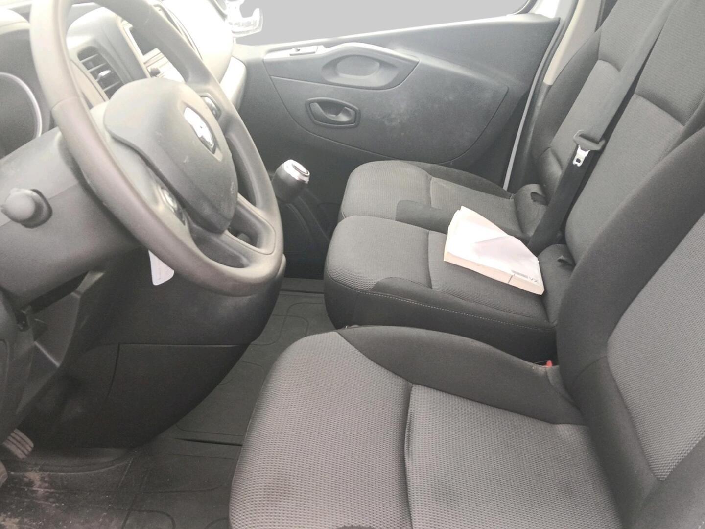 RENAULT Trafic 2022