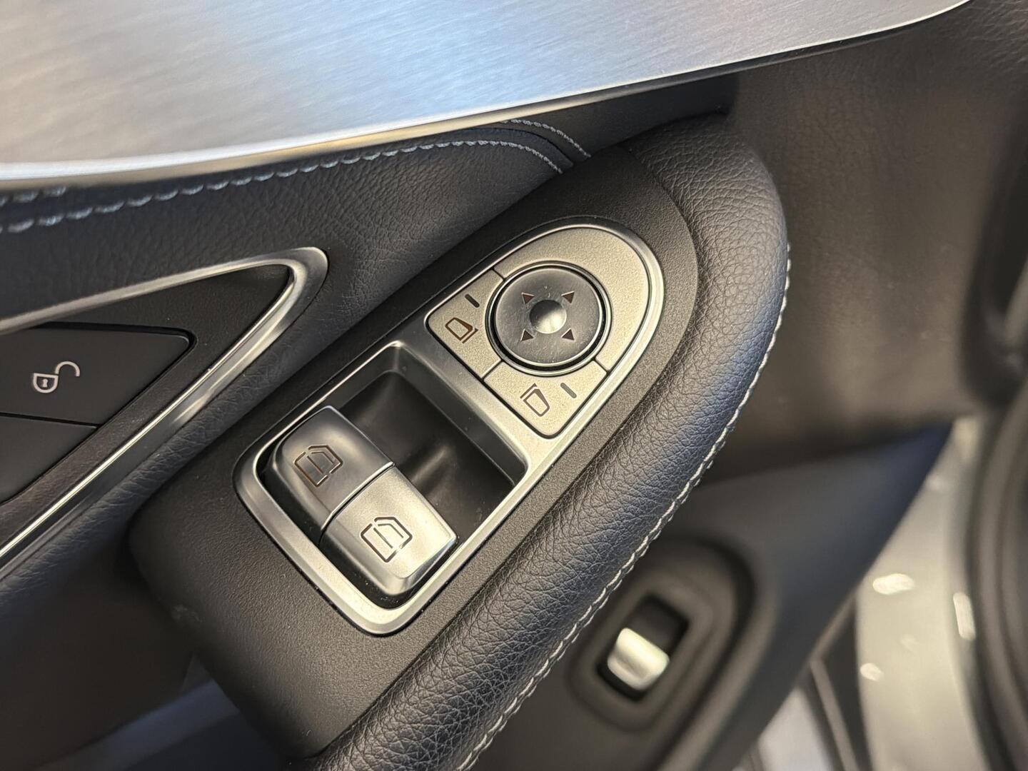 MERCEDES-BENZ C 2016