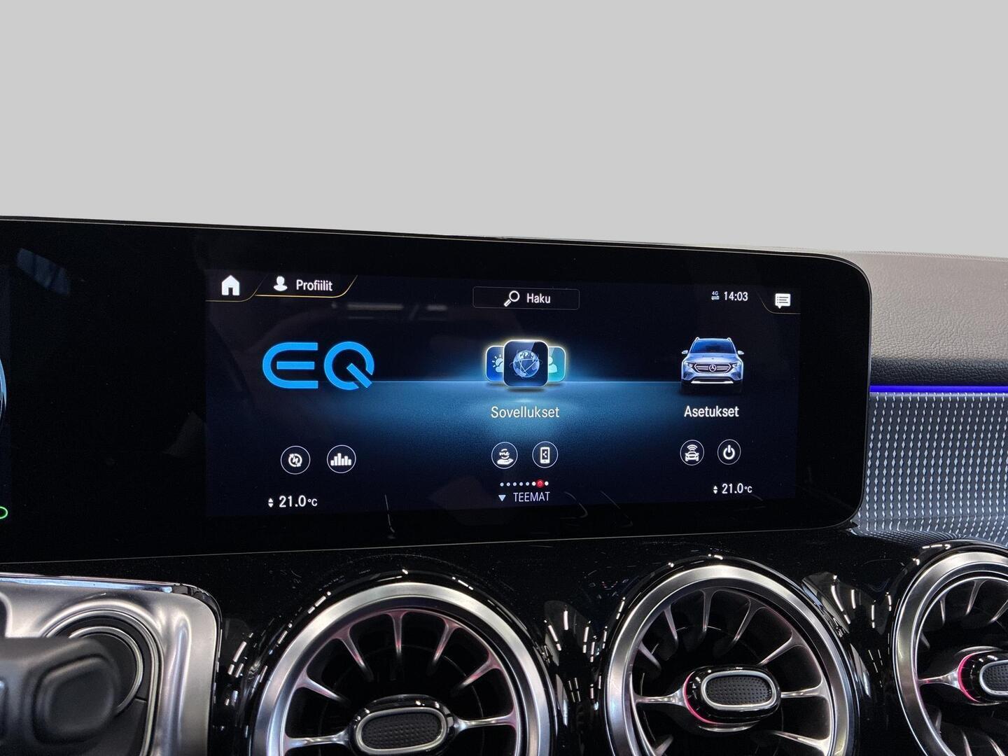 MERCEDES-BENZ EQB 2023