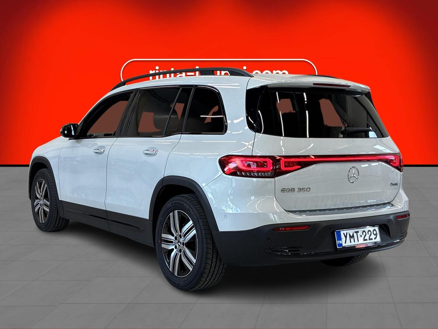 MERCEDES-BENZ EQB 2023