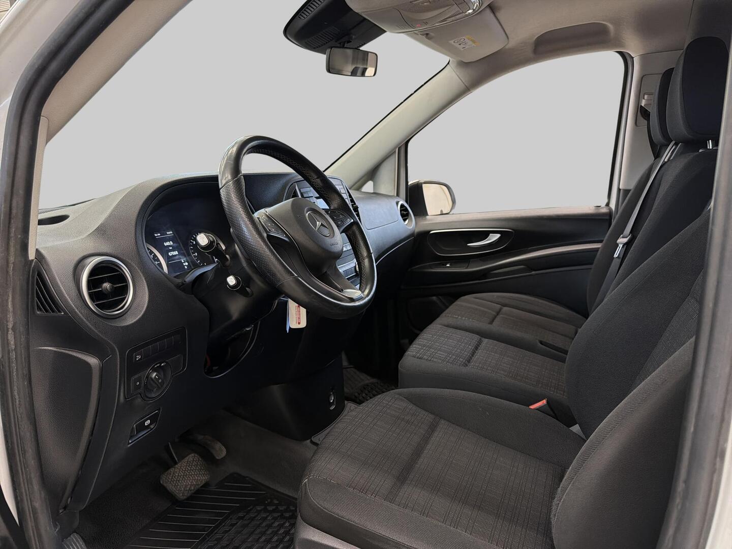 MERCEDES-BENZ Vito 2020