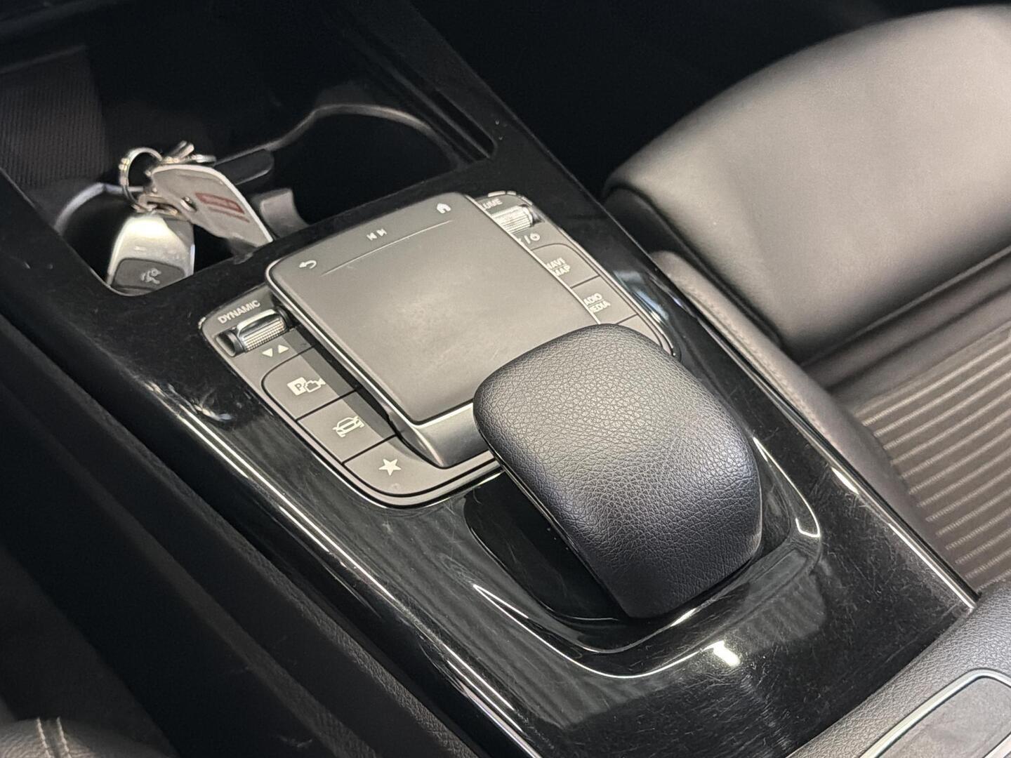 MERCEDES-BENZ CLA 2021