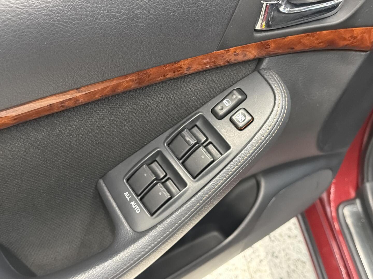 TOYOTA Avensis 2005