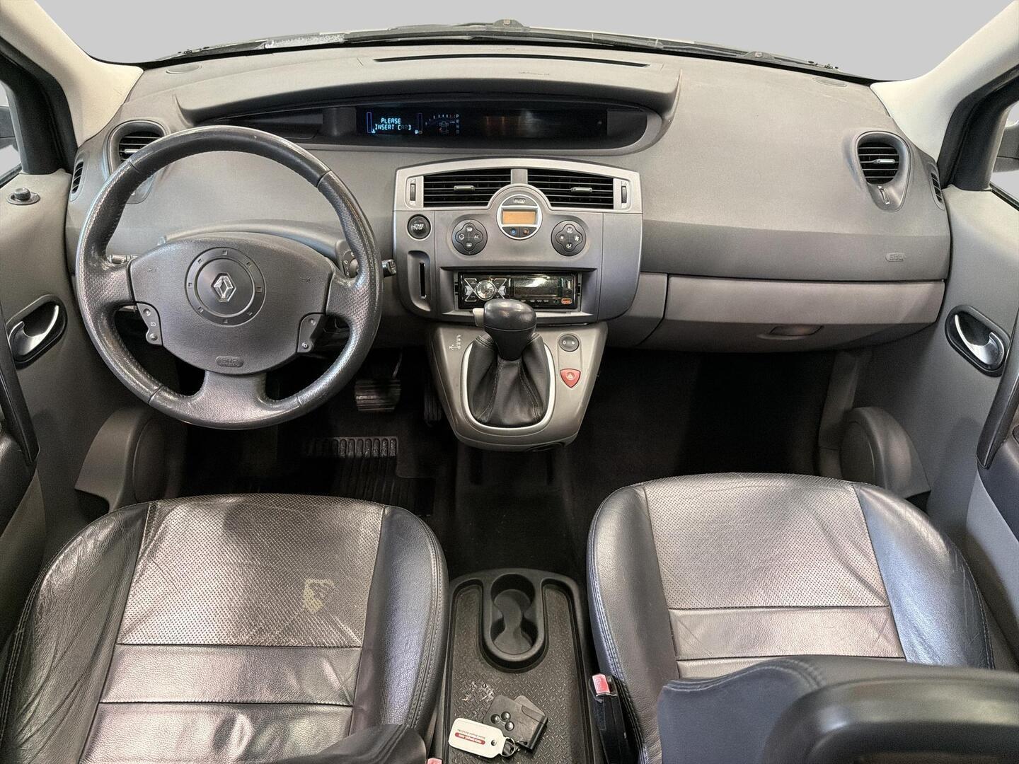 RENAULT Scenic 2004