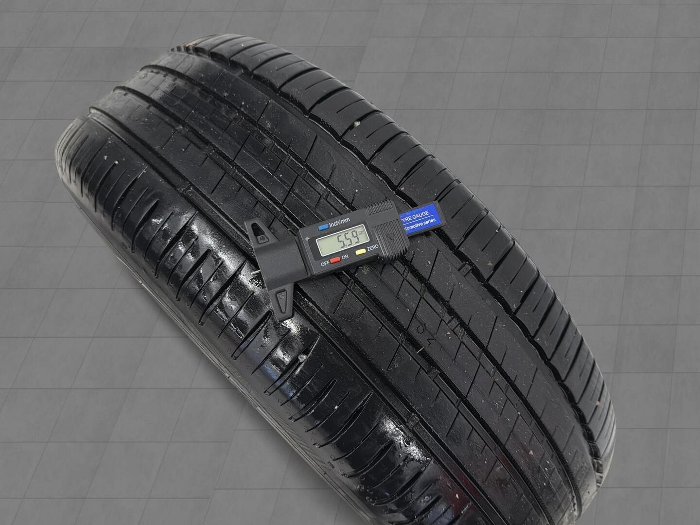 VOLKSWAGEN Caddy 2015