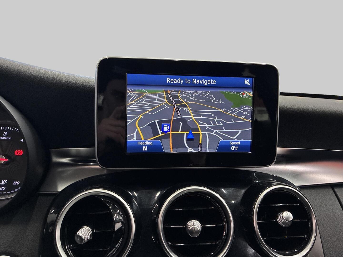 MERCEDES-BENZ C 2015