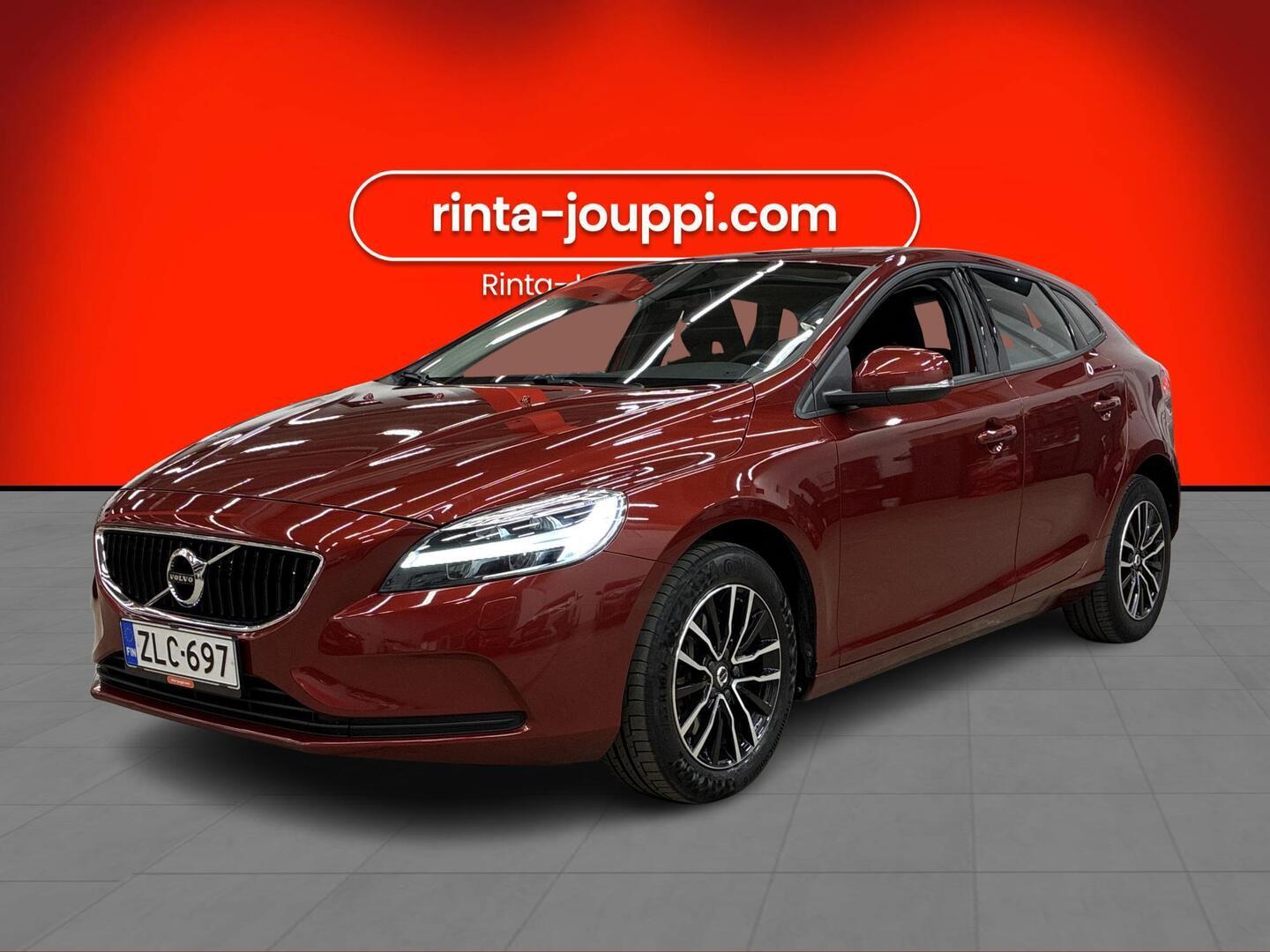 VOLVO V40 2017