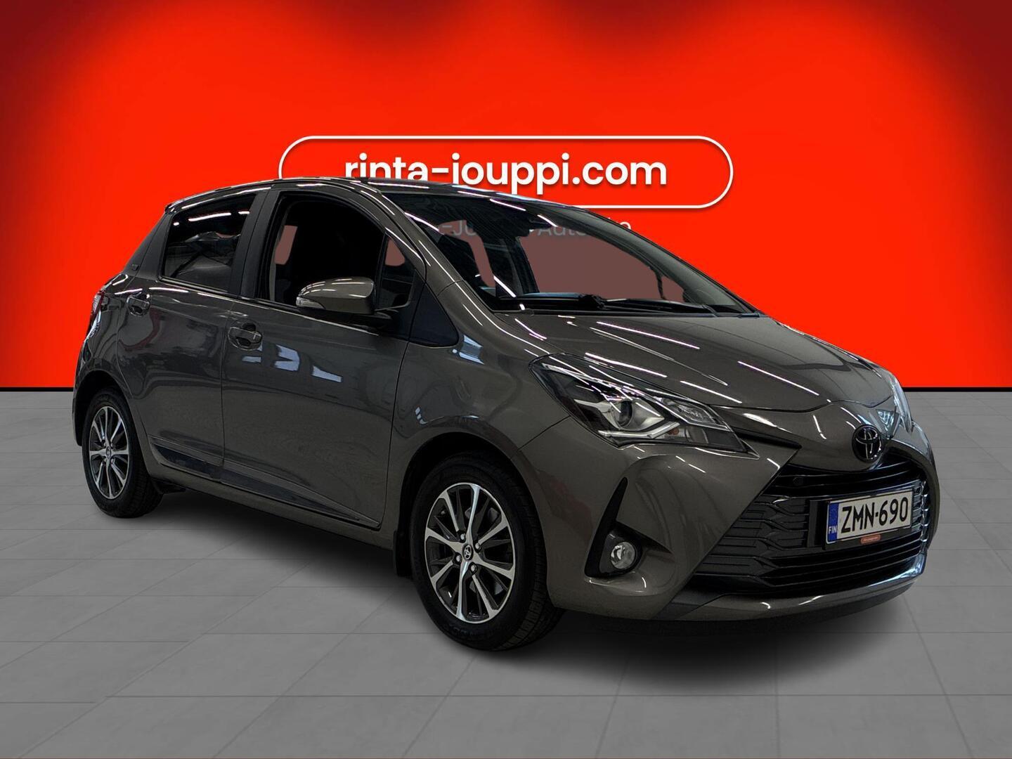 TOYOTA Yaris 2019