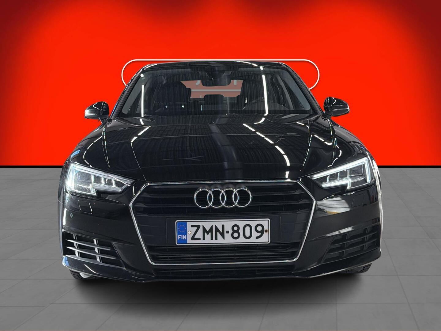 AUDI A4 2019
