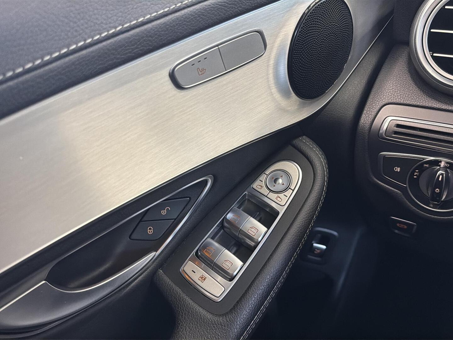 MERCEDES-BENZ GLC 2016
