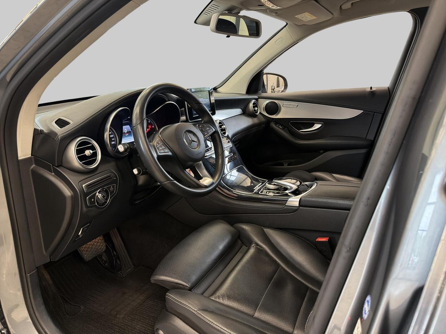 MERCEDES-BENZ GLC 2016