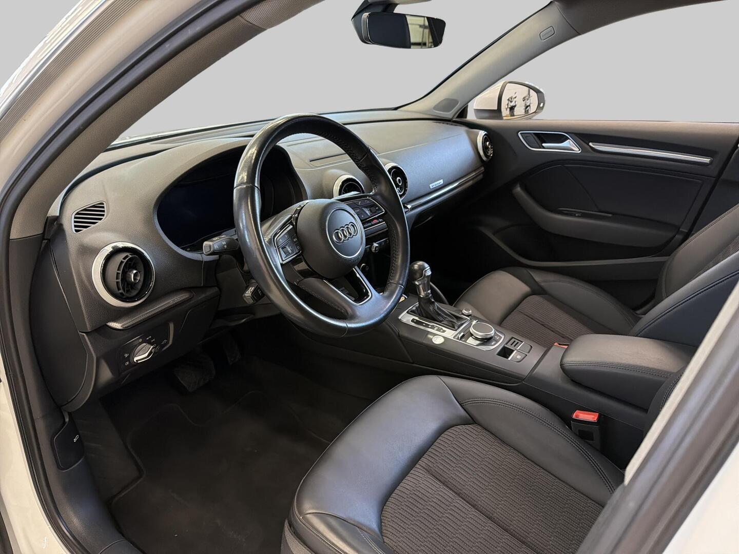 AUDI A3 2020