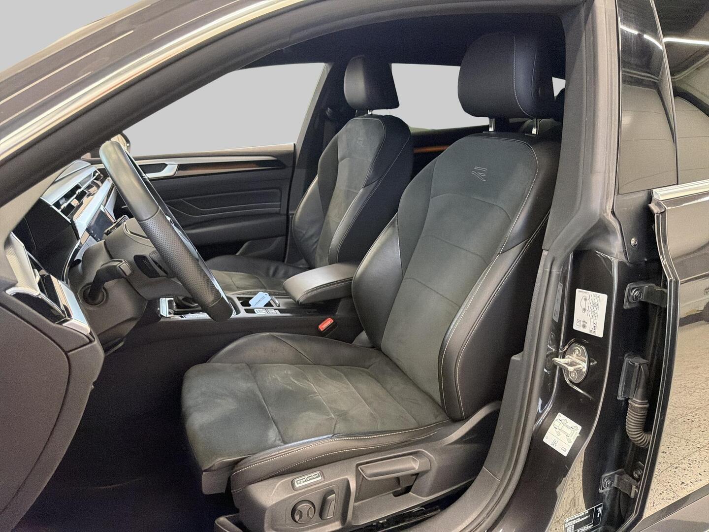 VOLKSWAGEN Arteon 2022