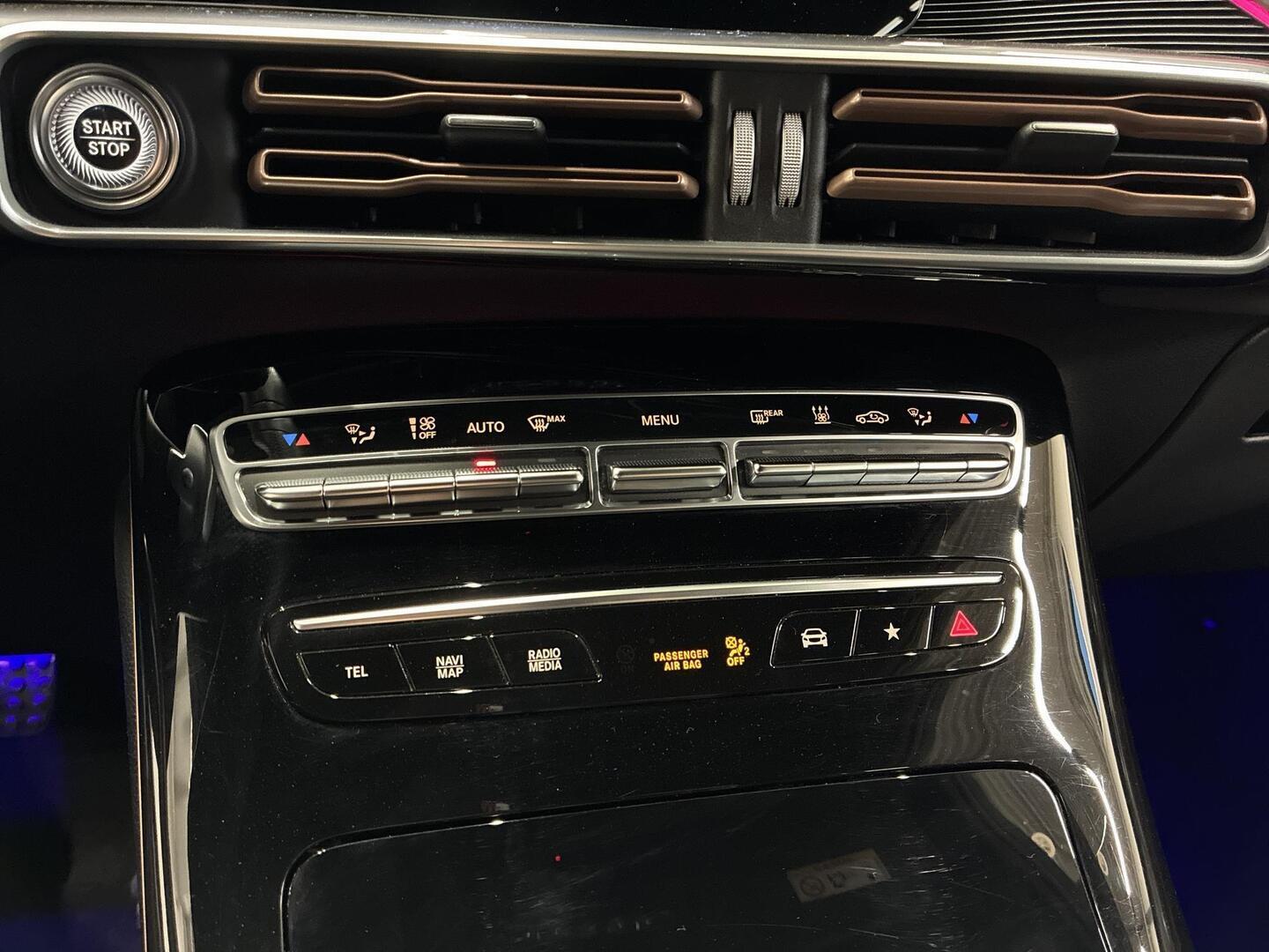 MERCEDES-BENZ EQC 2022