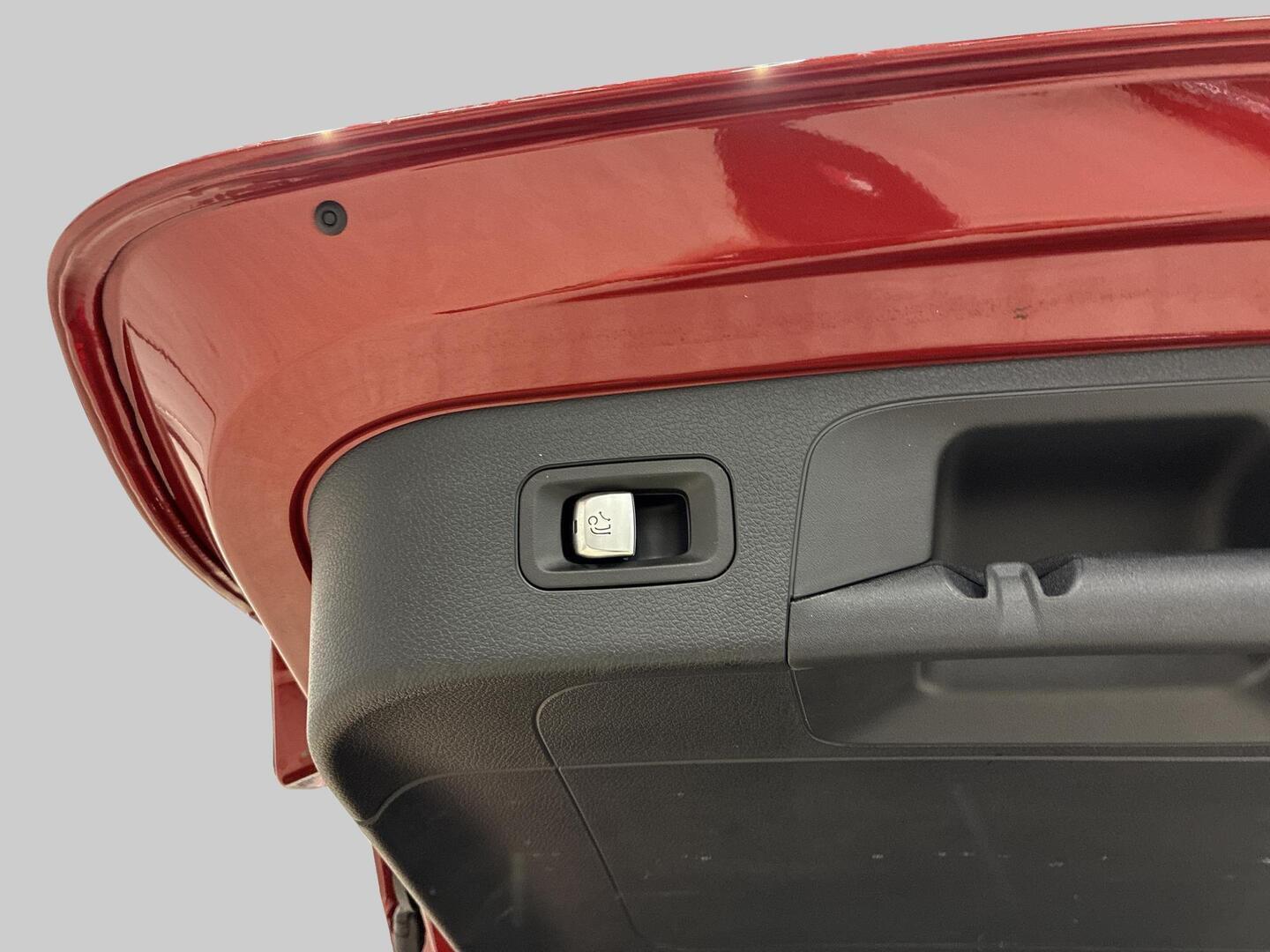 MERCEDES-BENZ EQC 2022