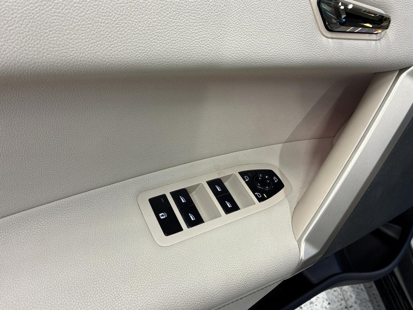 BMW IX 2023