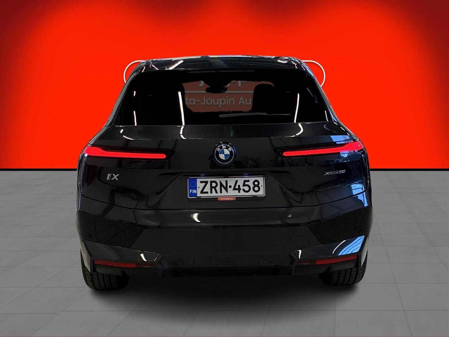 BMW IX 2023