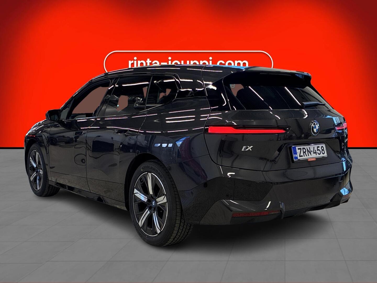BMW IX 2023