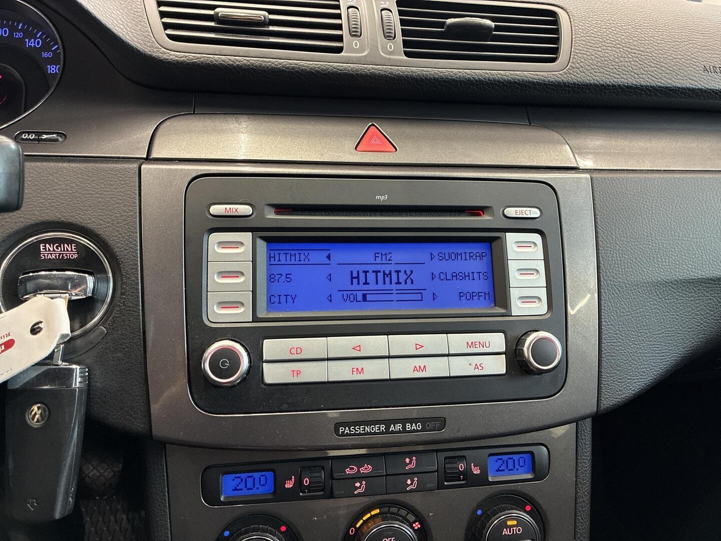 VOLKSWAGEN Passat 2008