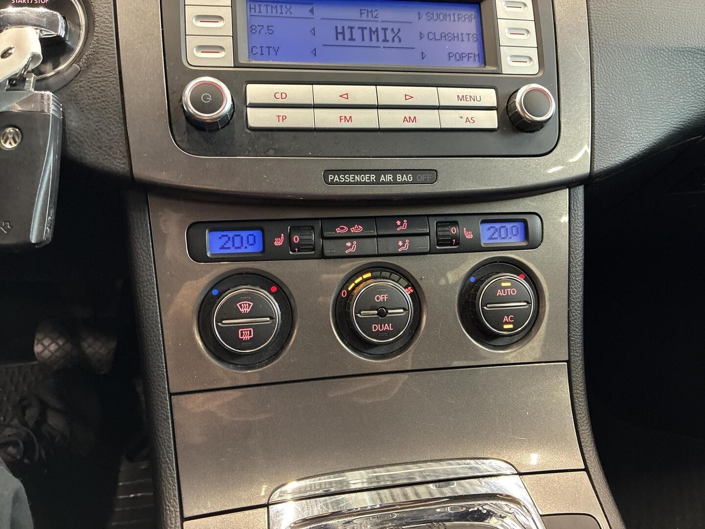 VOLKSWAGEN Passat 2008
