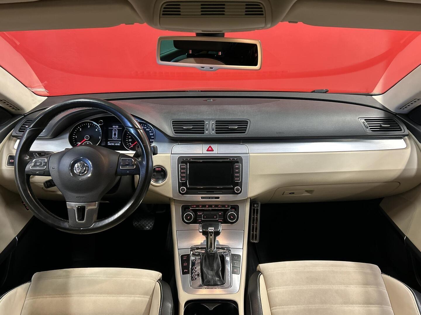 VOLKSWAGEN Passat CC 2009