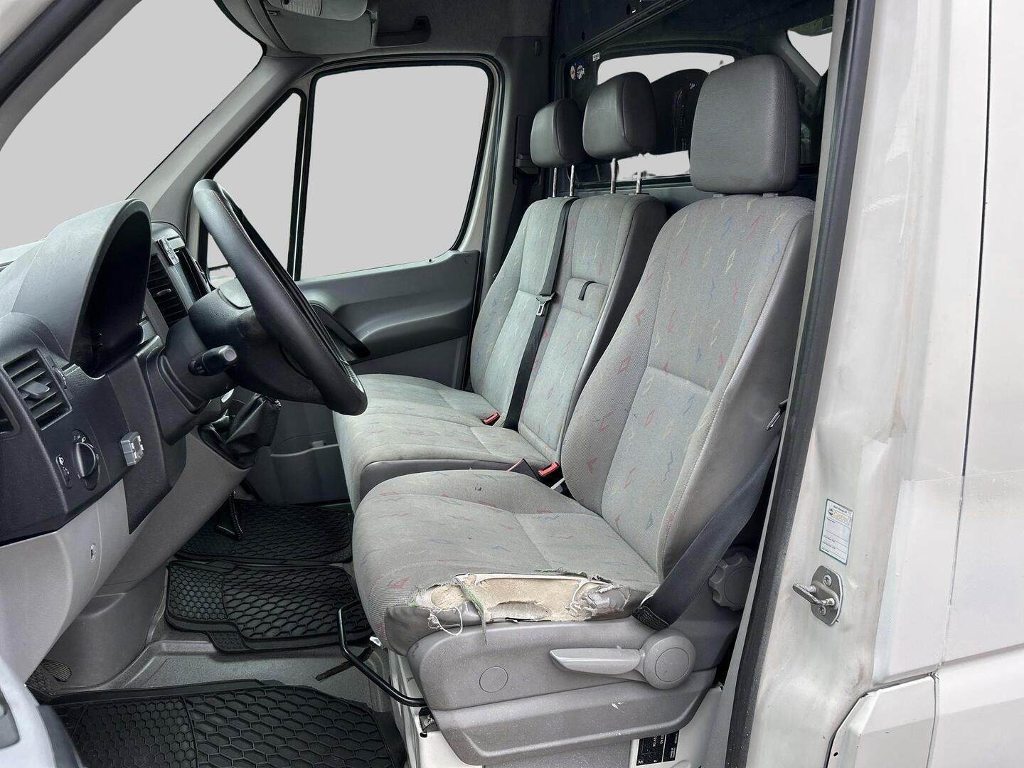 VOLKSWAGEN Crafter 2008