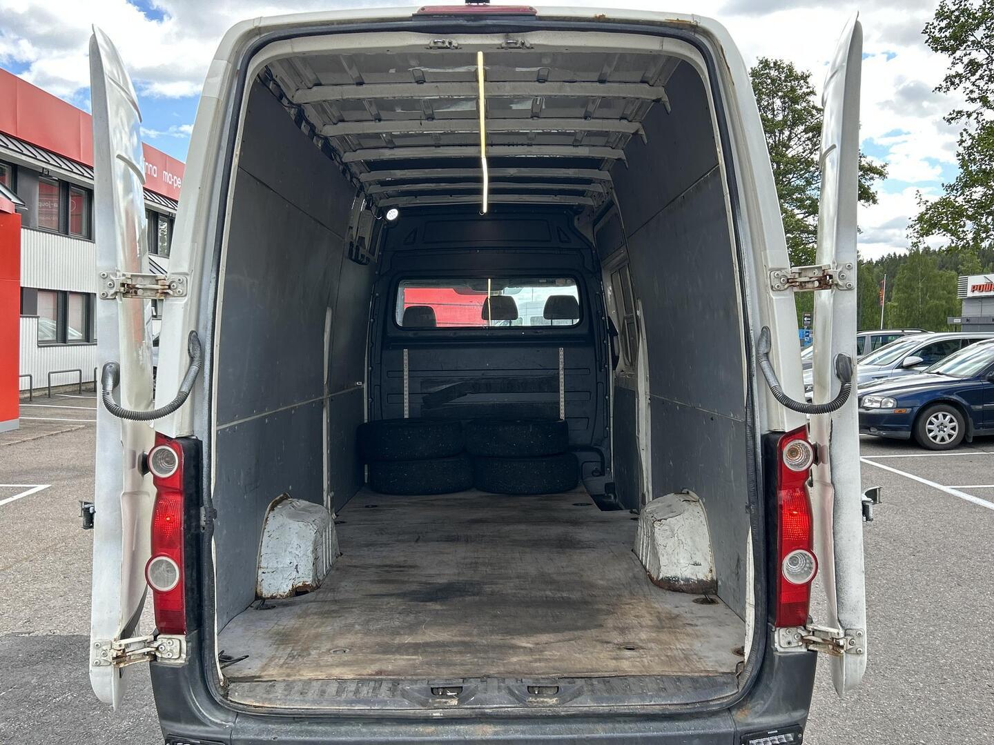VOLKSWAGEN Crafter 2008