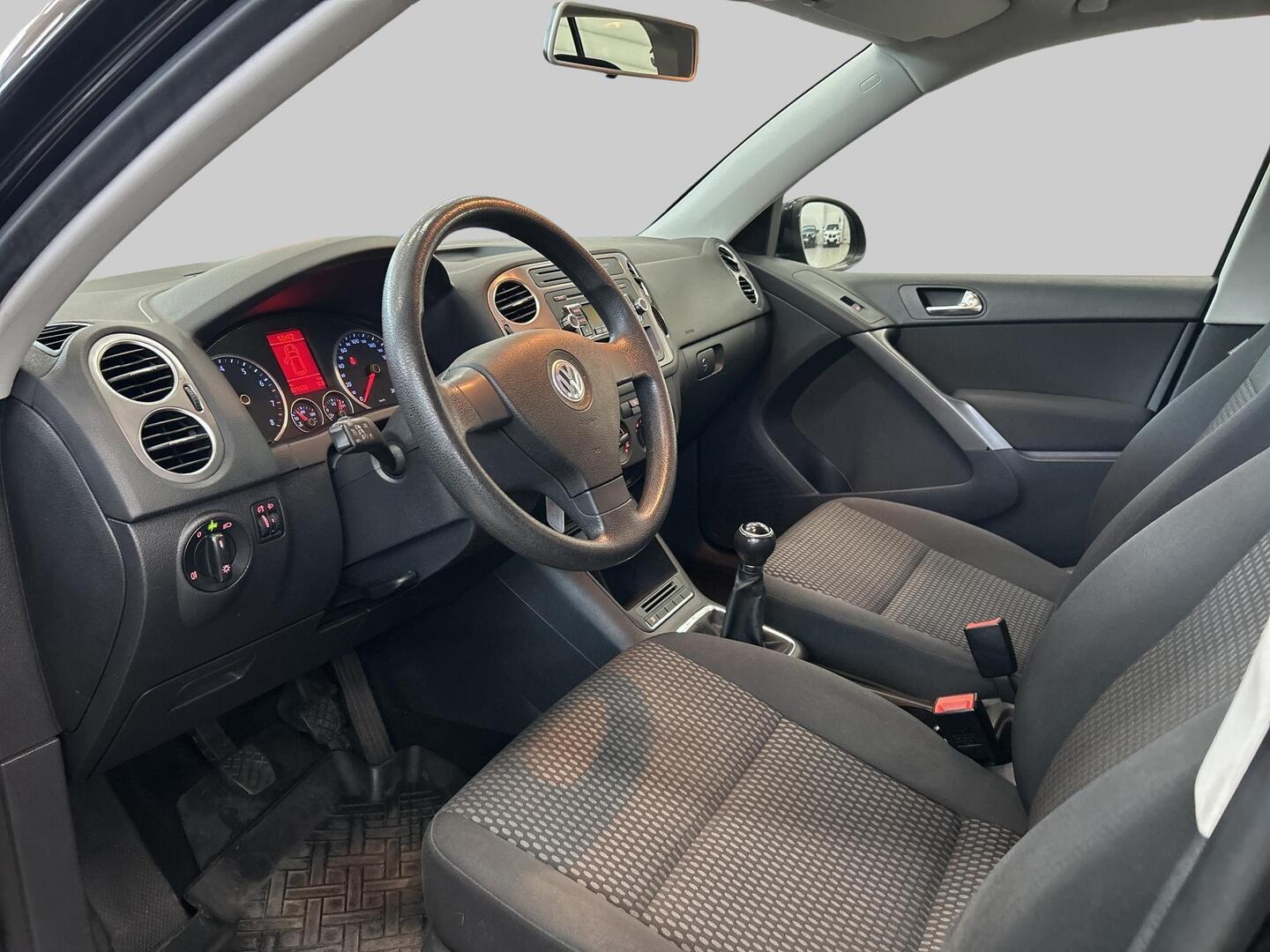 VOLKSWAGEN Tiguan 2009